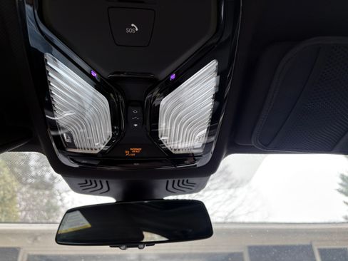 Used 2018 BMW 540i xDrive image 22