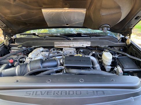 Used 2018 Chevrolet Silverado 2500 LTZ w/ Duramax Plus Package AWD/4WD image 29