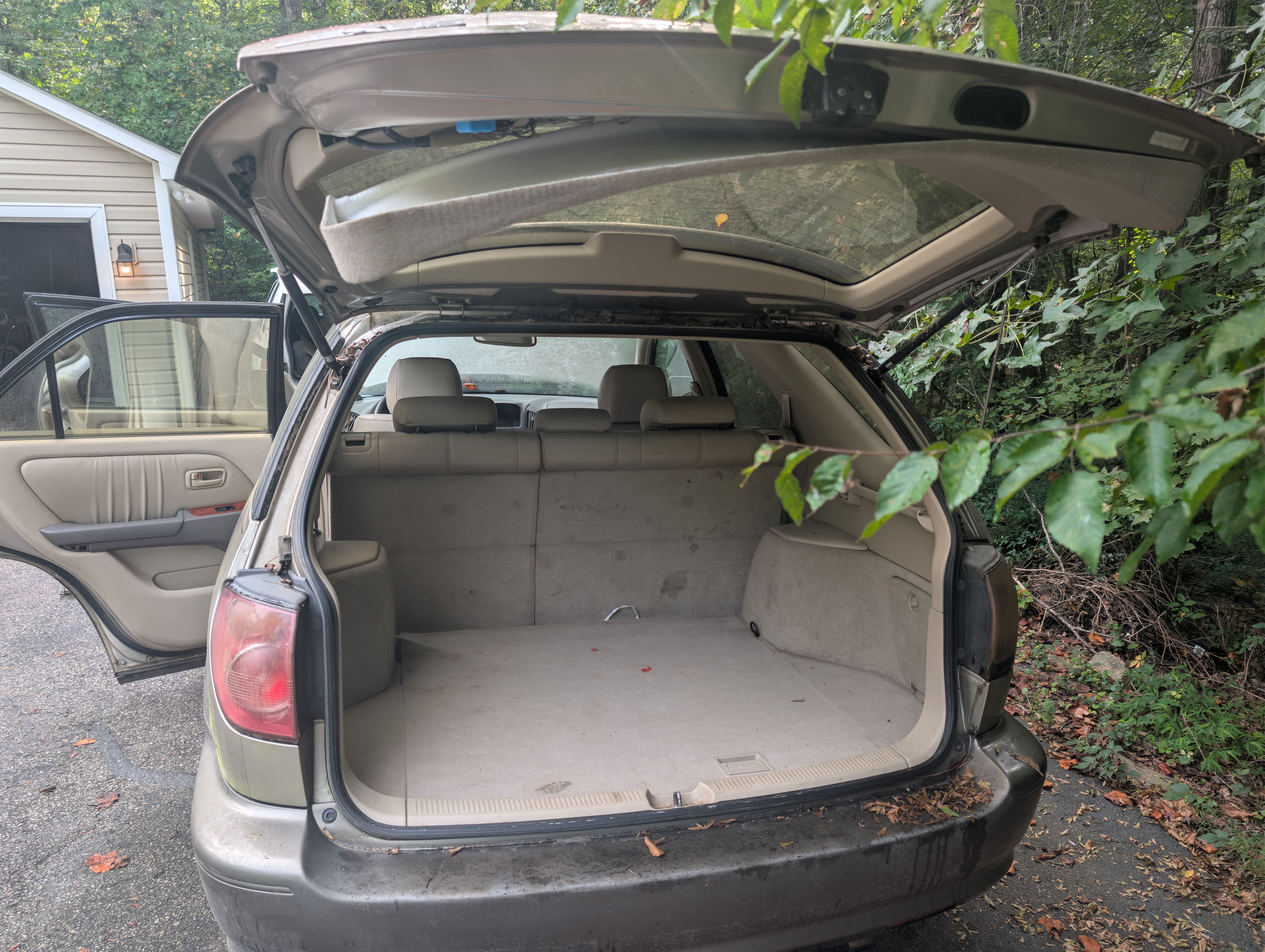 Used 1999 Lexus RX 300 4WD image 10