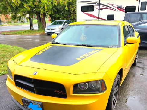 Used 2006 Dodge Charger R/T image 1
