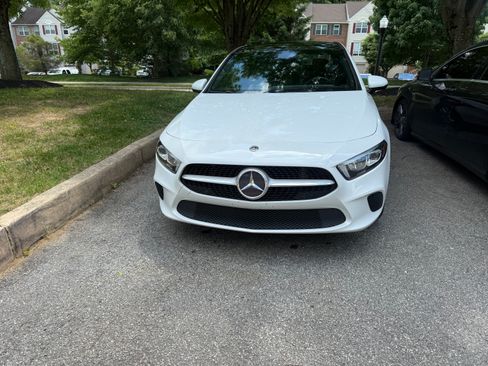 Used 2019 Mercedes-Benz A 220 4MATIC image 1
