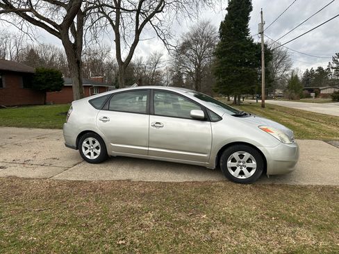 Used 2004 Toyota Prius image 4