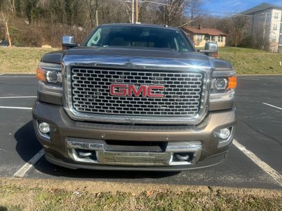 Used 2015 GMC Sierra 2500 Denali w/ Duramax Plus Package