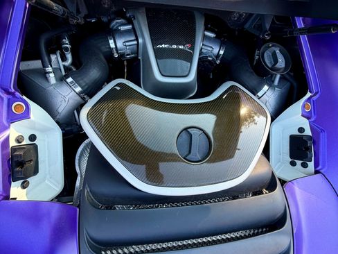 Used 2015 McLaren 650S Spider image 12