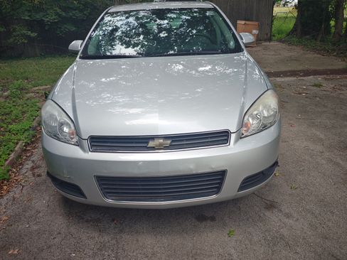 Used 2009 Chevrolet Impala LTZ FWD image 11