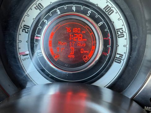 Used 2015 FIAT 500 Pop FWD image 5