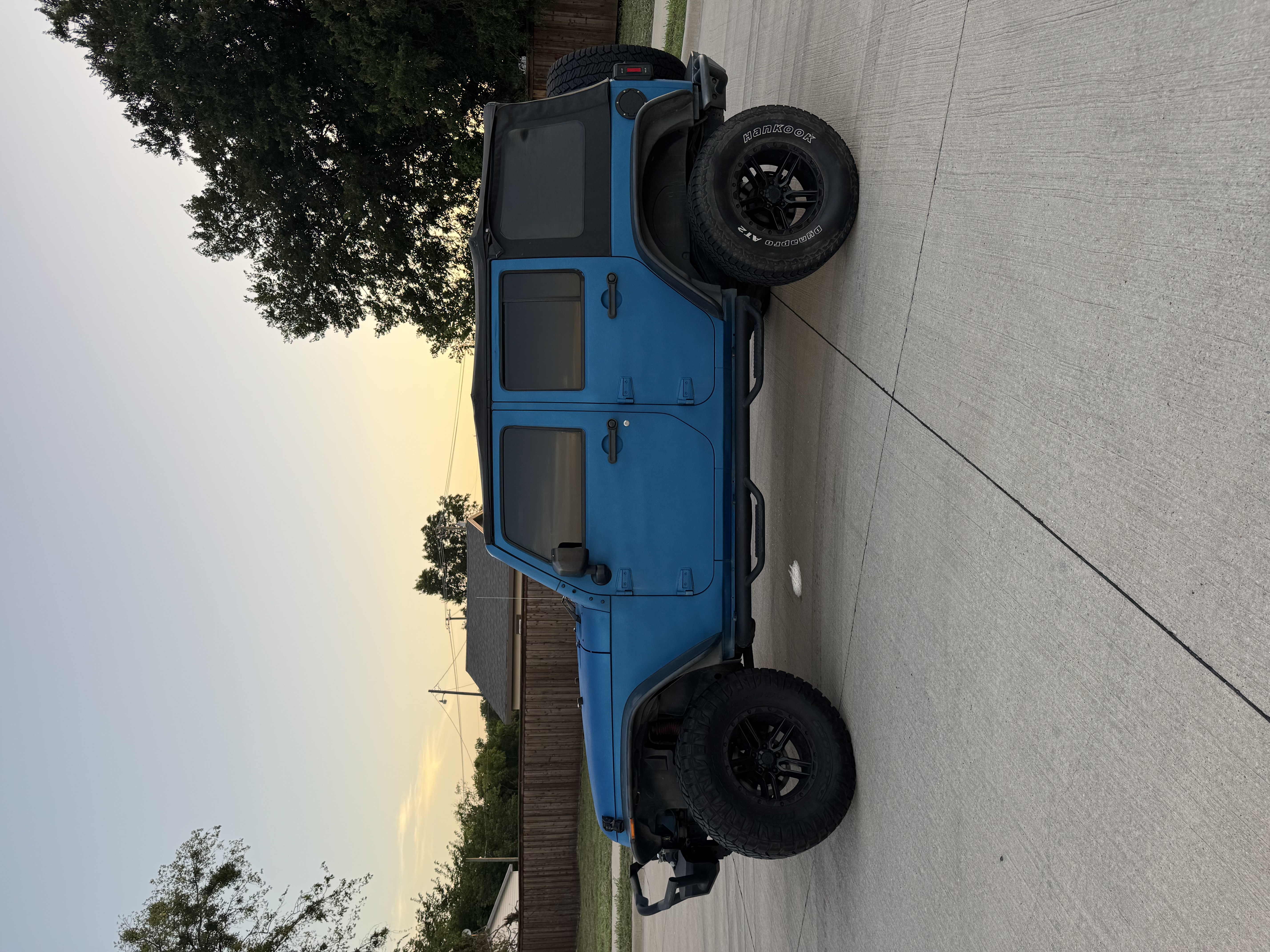 Used 2010 Jeep Wrangler Unlimited Sport image 12