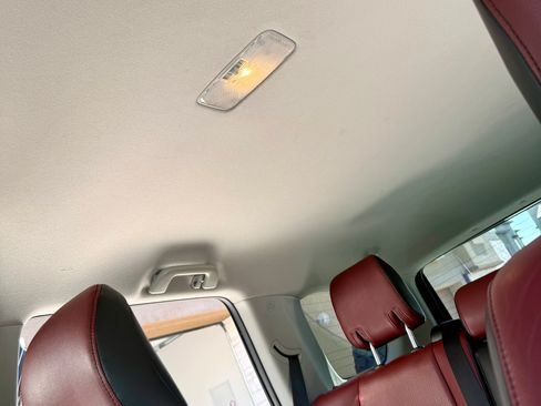 Used 2020 Toyota 4Runner SR5 Premium AWD/4WD image 16