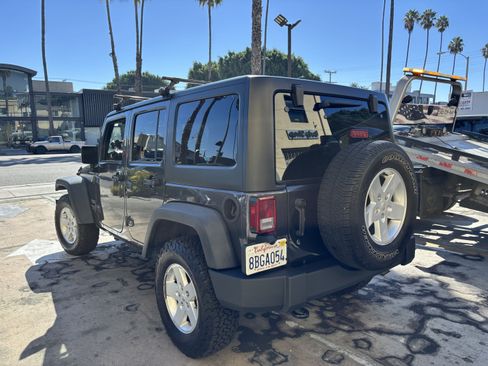 Used 2017 Jeep Wrangler Unlimited Sport w/ Quick Order Package 24S image 2