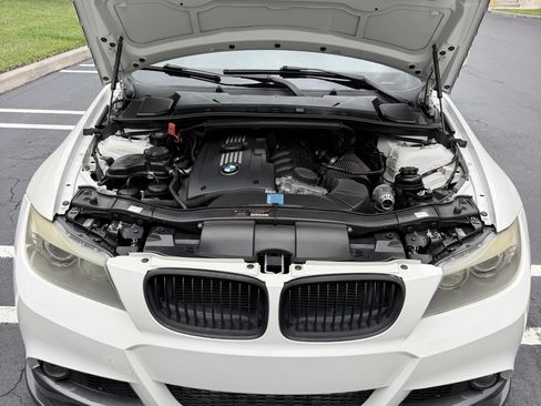 Used 2010 BMW 335i Sedan RWD image 17