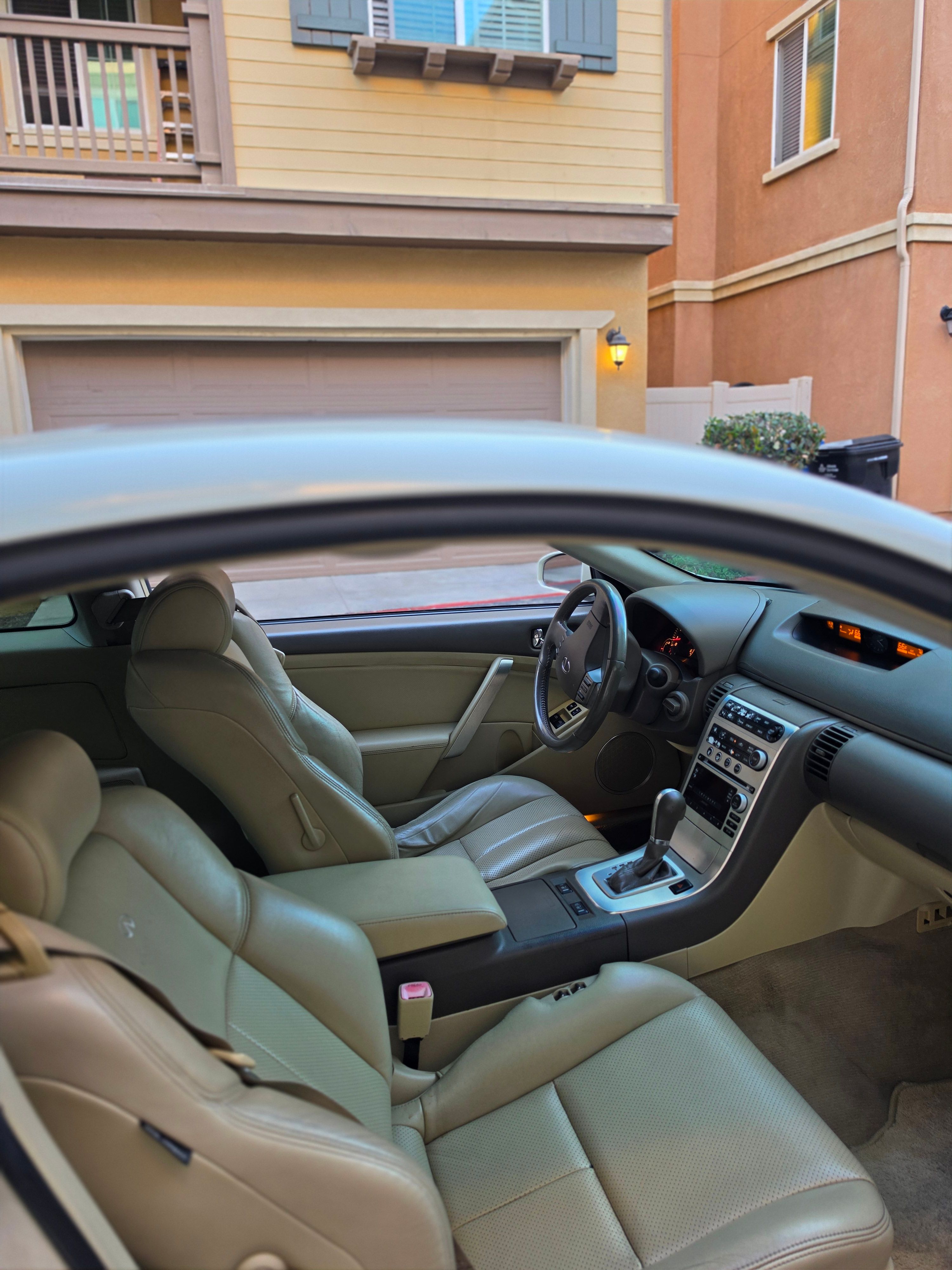 Used 2007 INFINITI G35 Coupe w/ Premium Pkg RWD image 8