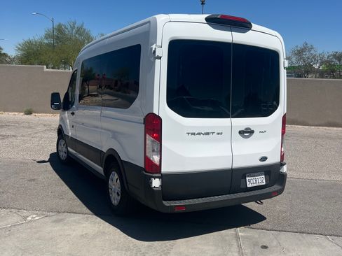 Used 2019 Ford Transit 150 XLT RWD image 5