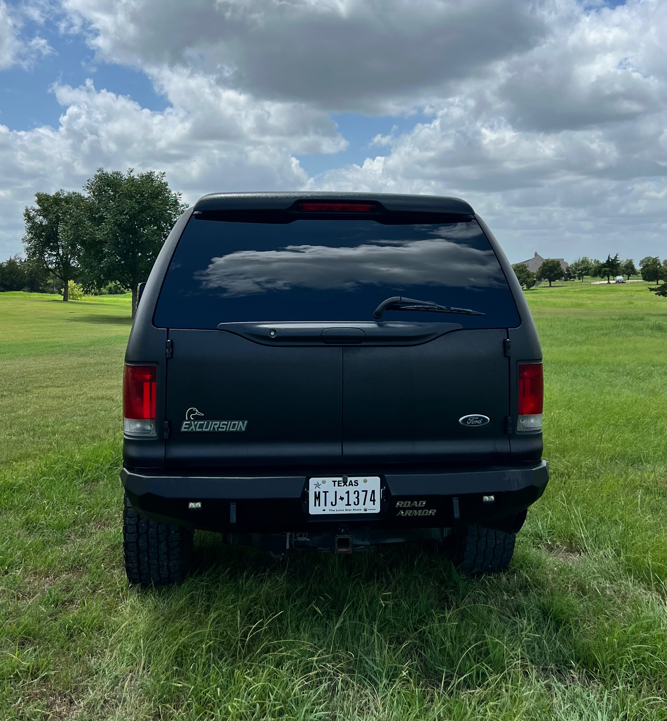 Used 2004 Ford Excursion Limited AWD/4WD image 4