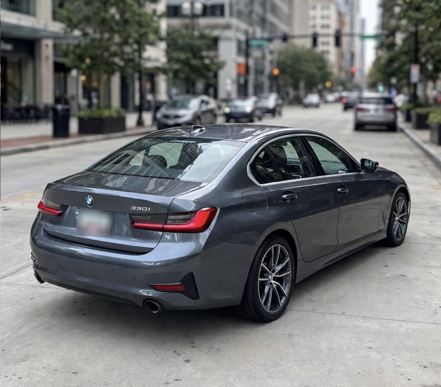 Used 2019 BMW 330i Sedan w/ Premium Package RWD image 3