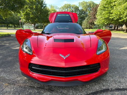 Used 2014 Chevrolet Corvette Stingray Coupe w/ 2LT Preferred Equipment Group RWD image 5