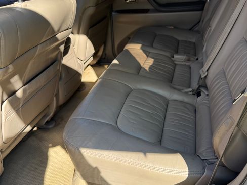 Used 2001 Lexus LX 470 4WD image 11