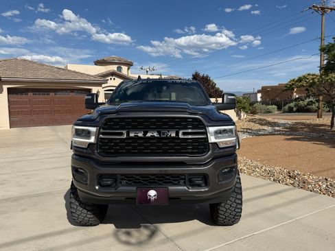 Used 2024 RAM 2500 Big Horn w/ Level 2 Equipment Group AWD/4WD image 10