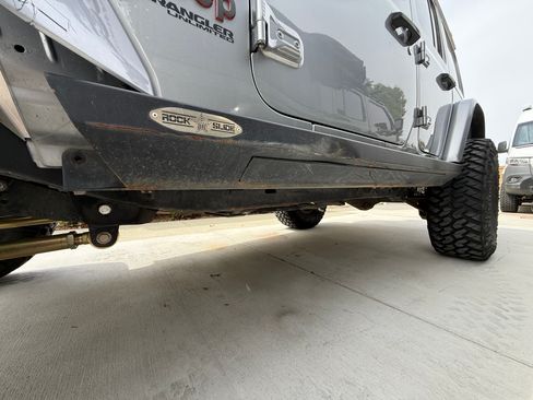 Used 2020 Jeep Wrangler Unlimited Rubicon image 16