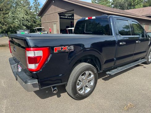 Used 2021 Ford F150 Lariat w/ Equipment Group 502A High AWD/4WD image 8