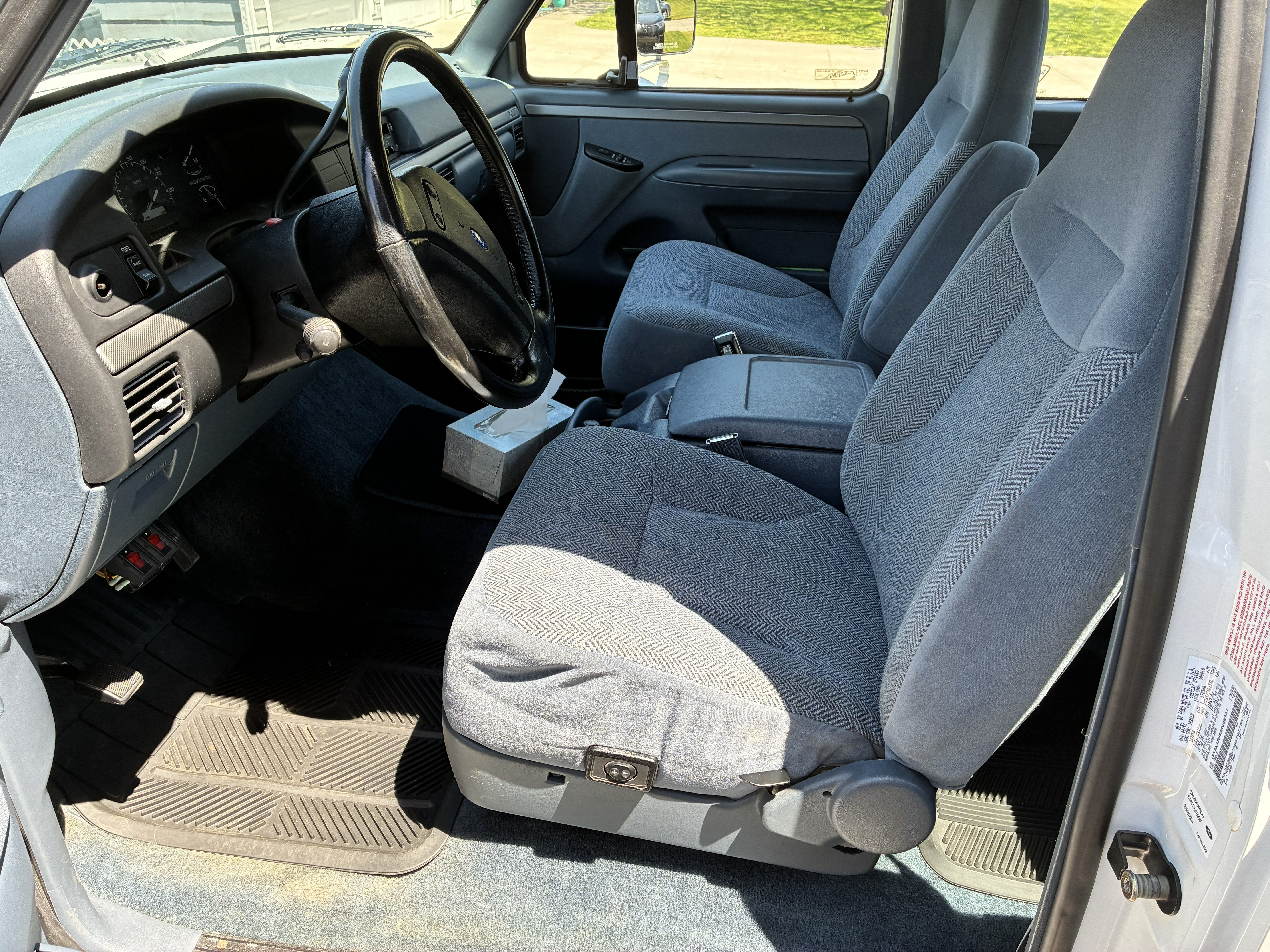 Used 1993 Ford F150 XL RWD image 12