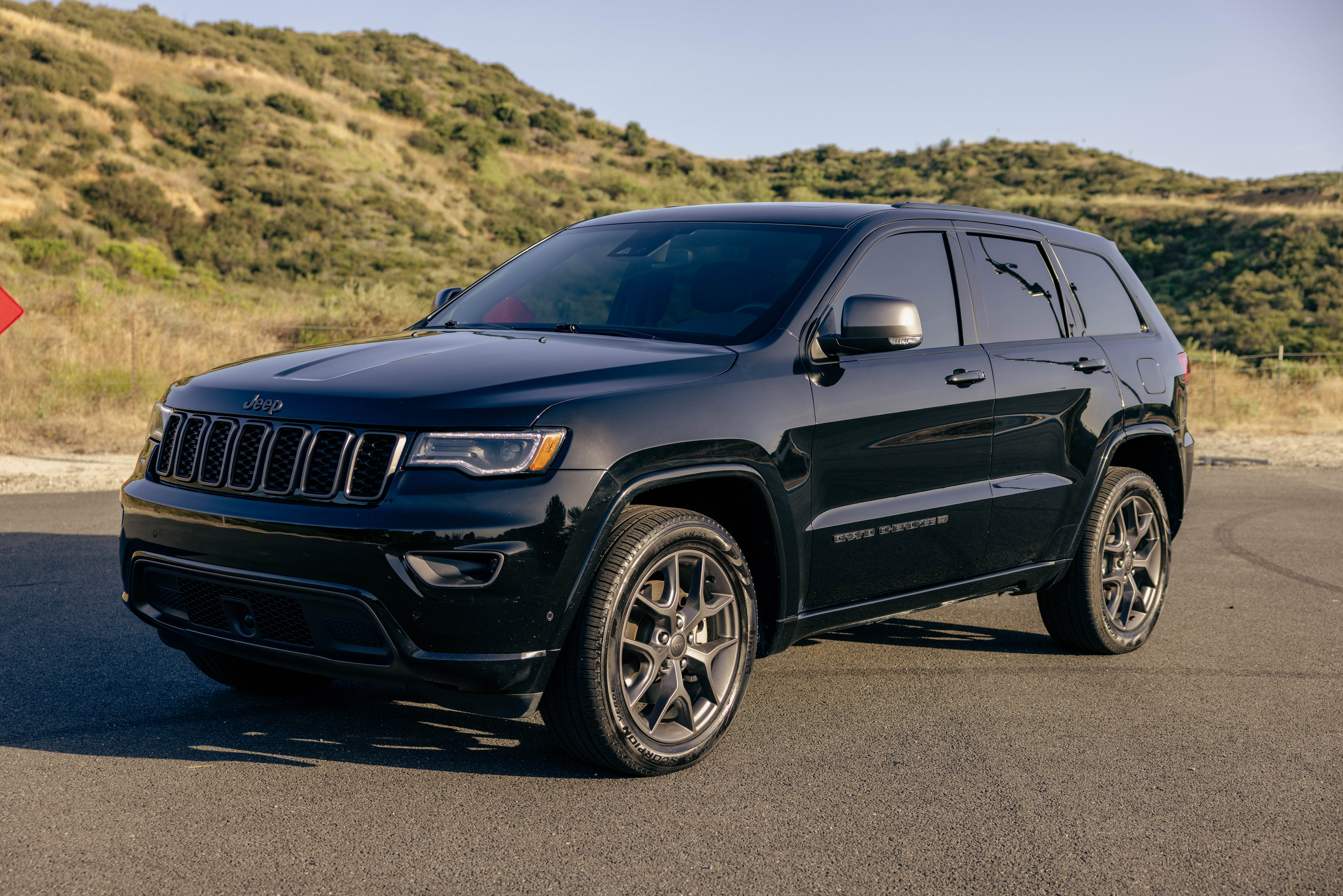 Used 2021 Jeep Grand Cherokee Limited w/ Quick Order Package 28K 80th AWD/4WD image 1