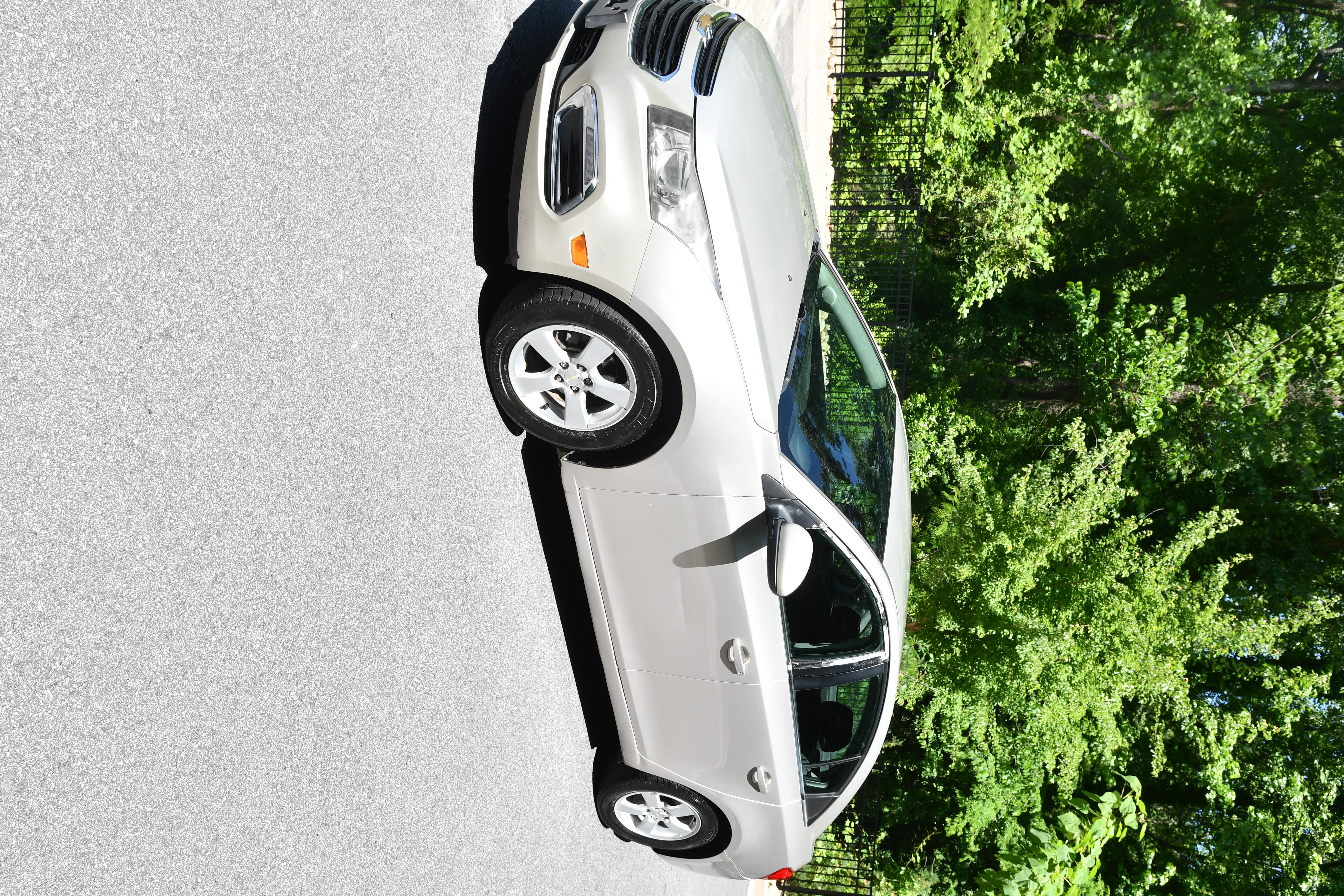 Used 2016 Chevrolet Cruze LT FWD image 4