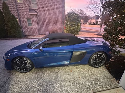 Used 2020 Audi R8 V10 performance image 2