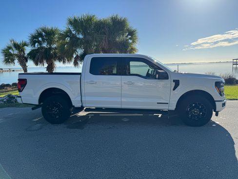 Used 2024 Ford F150 XLT w/ Equipment Group 302A MID AWD/4WD image 10