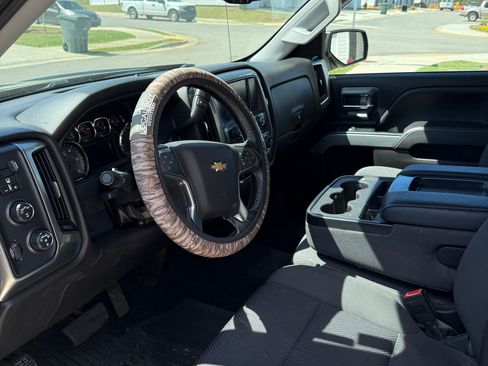 Used 2018 Chevrolet Silverado 1500 LT w/ All Star Edition image 6