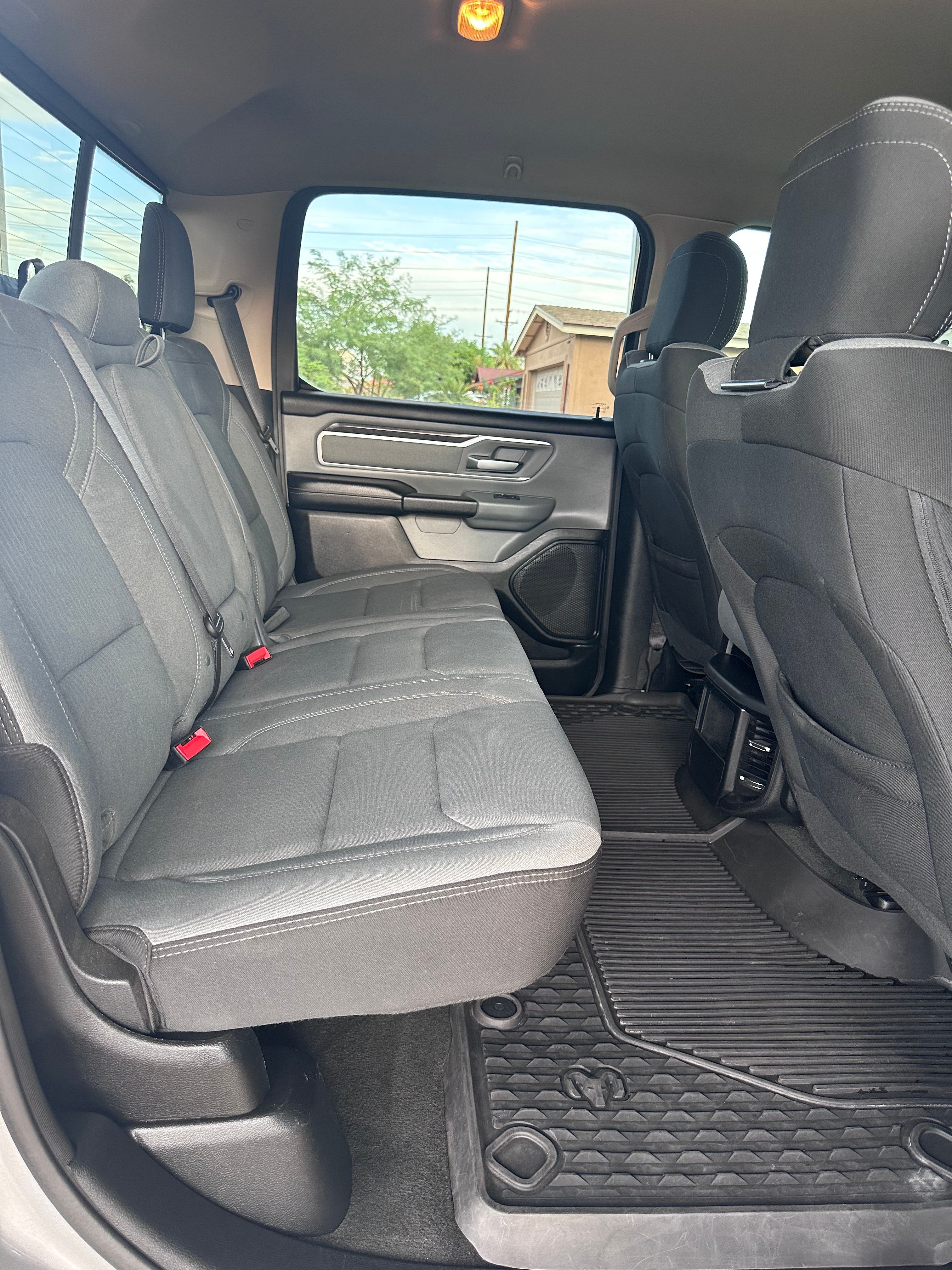 Used 2020 RAM 1500 Big Horn AWD/4WD image 12