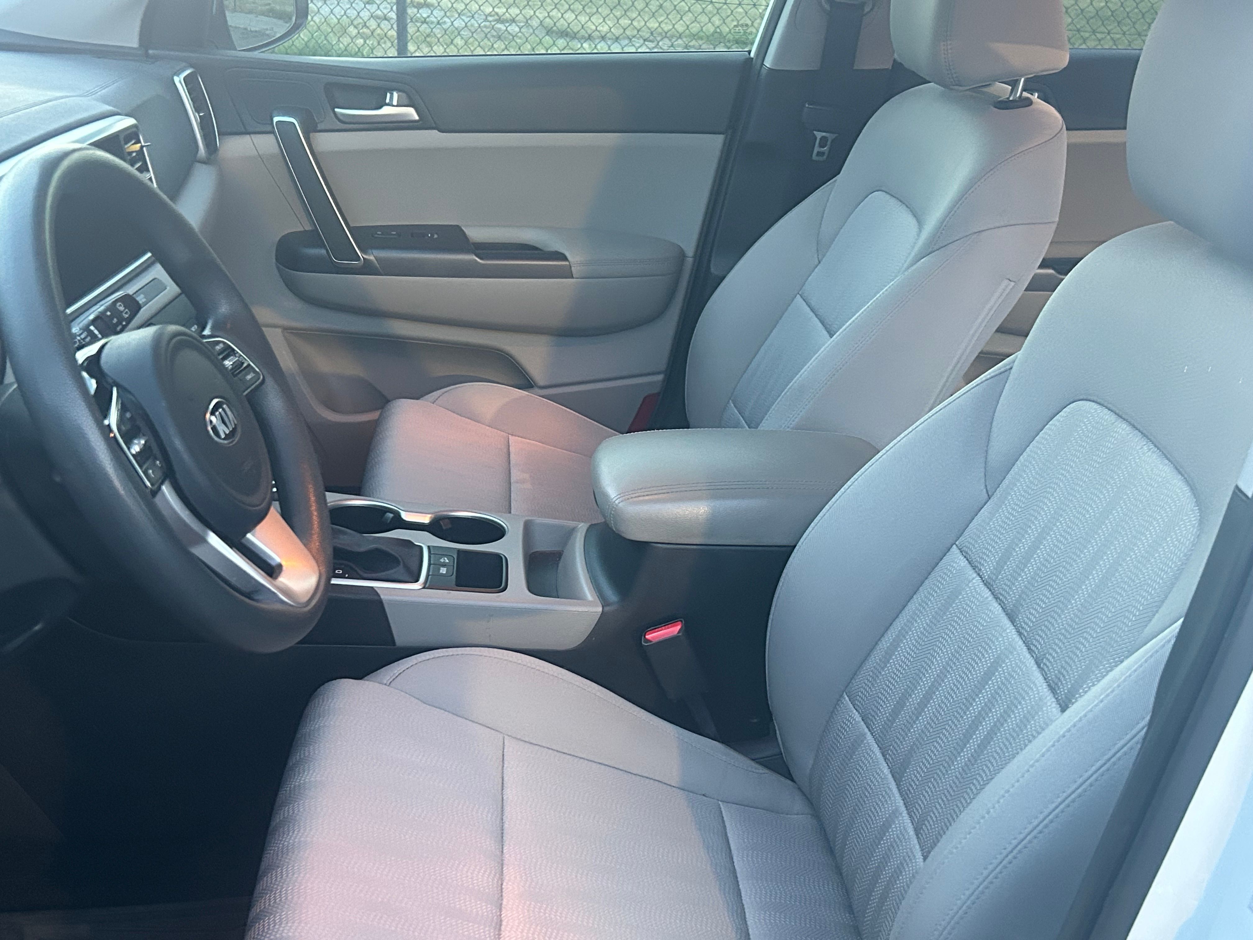 Used 2021 Kia Sportage LX FWD image 6