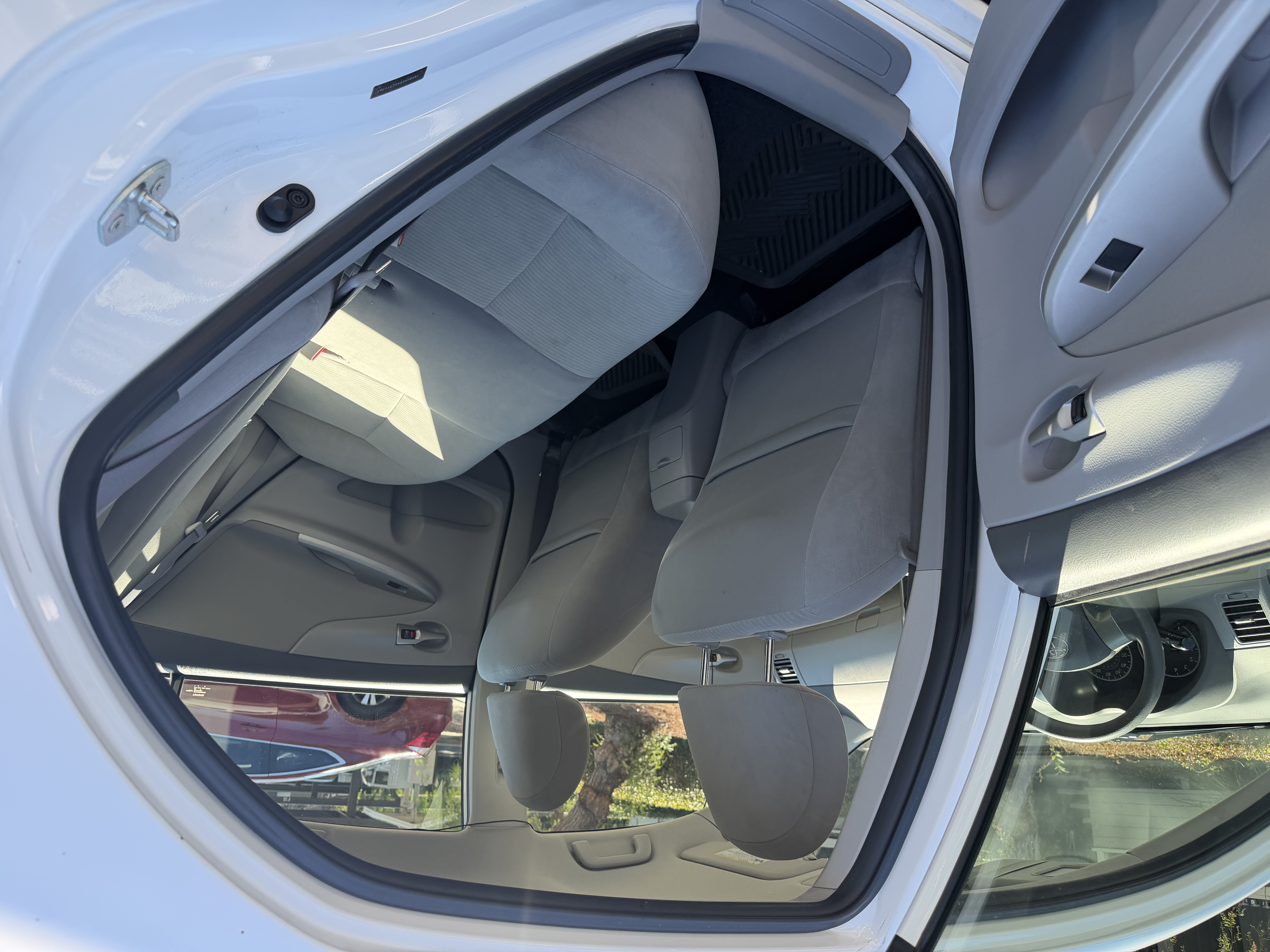 Used 2010 Toyota Corolla FWD image 8