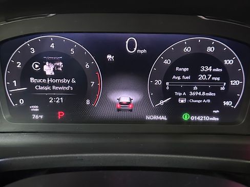 Used 2025 Honda Pilot Elite image 22