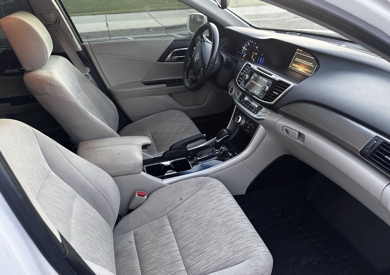 Used 2014 Honda Accord Plug-In Sedan image 12