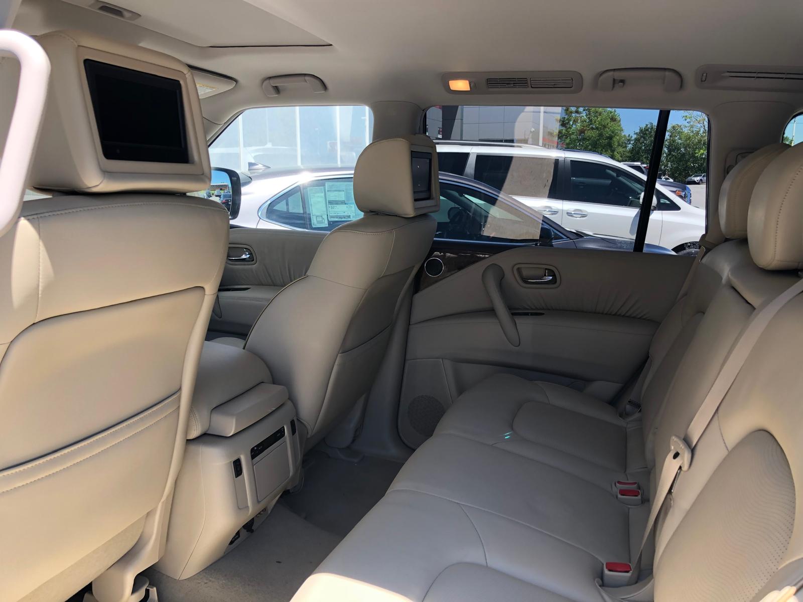 Used 2016 INFINITI QX80 2WD w/ 22" Wheel Package image 10