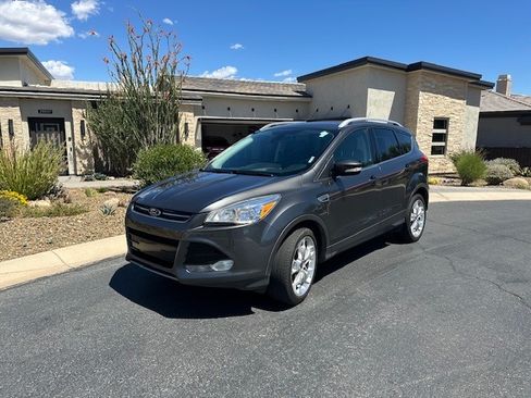 Used 2016 Ford Escape Titanium AWD/4WD image 2