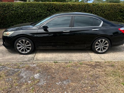 Used 2014 Honda Accord Sport image 1