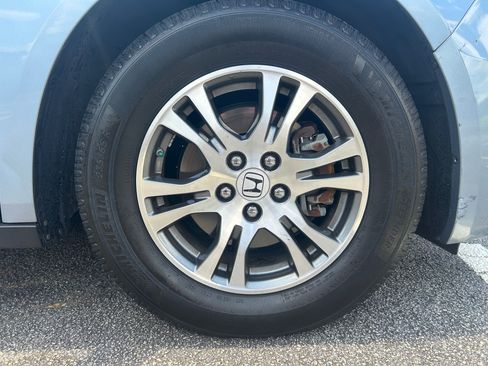Used 2011 Honda Odyssey EX-L image 16