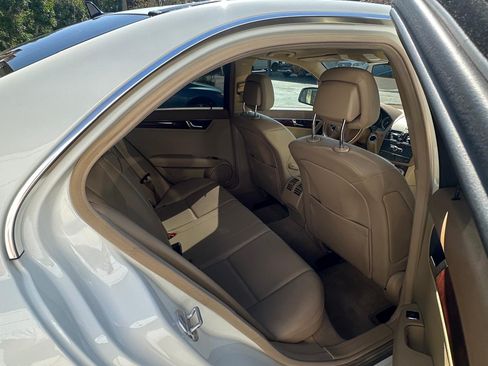 Used 2008 Mercedes-Benz C 300 Sedan image 11