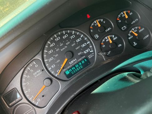 Used 2002 GMC Sierra 1500 SLE RWD image 9