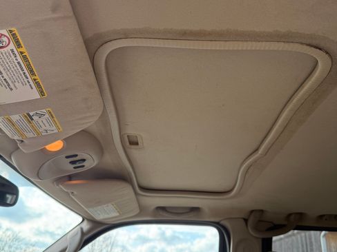 Used 2005 Ford F350 Lariat AWD/4WD image 16