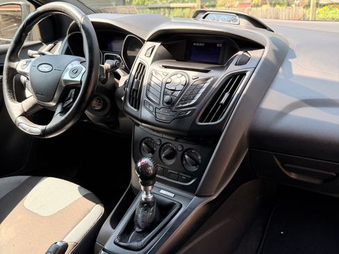 Used 2013 Ford Focus ST FWD image 14