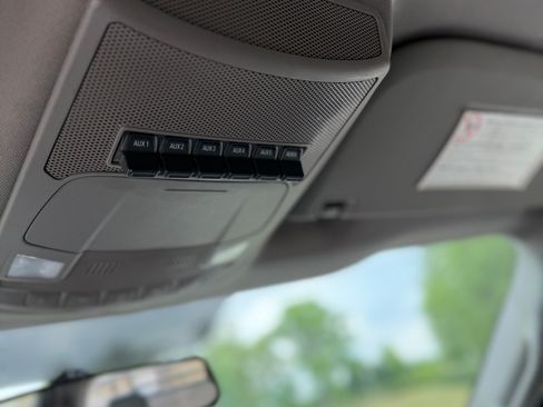 Used 2018 Ford F350 XL w/ Power Equipment Group AWD/4WD image 9