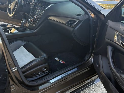 Used 2019 Cadillac CTS V w/ Pedestal Edition RWD image 26