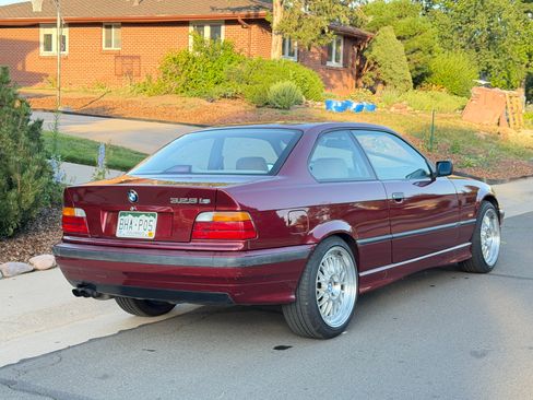 Used 1997 BMW 328iS Coupe RWD image 8
