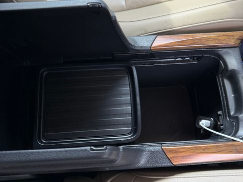 Used 2020 Honda CR-V Touring image 17