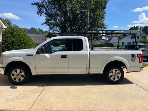 Used 2016 Ford F150 XLT RWD image 16