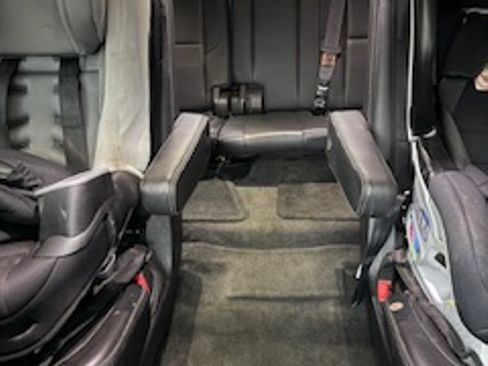 Used 2015 GMC Yukon Denali w/ Touring Package image 24