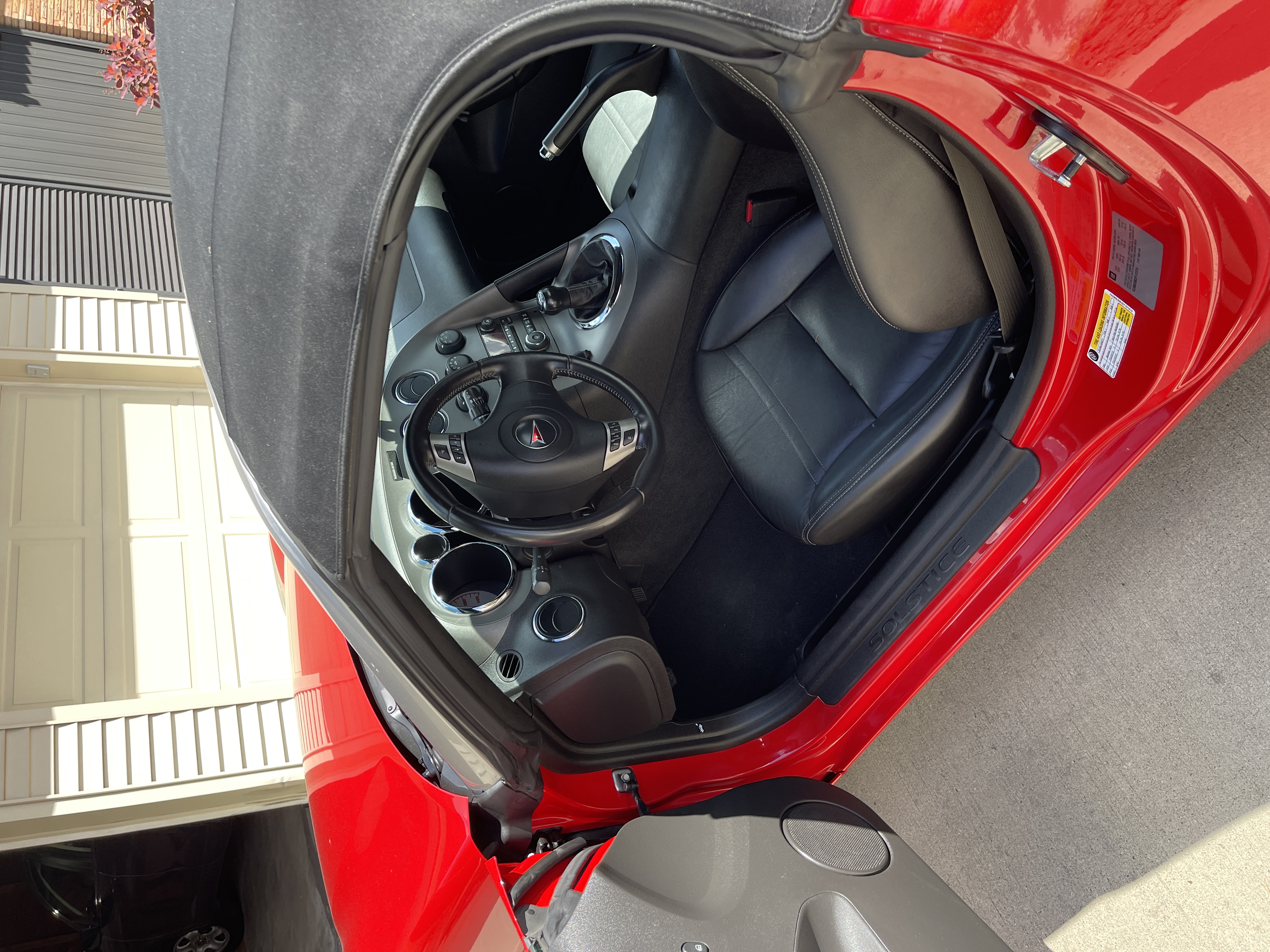 Used 2008 Pontiac Solstice Convertible w/ Premium Package RWD image 15