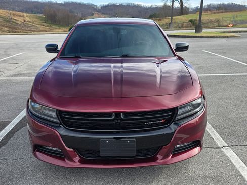 Used 2020 Dodge Charger SXT w/ Blacktop Package image 4